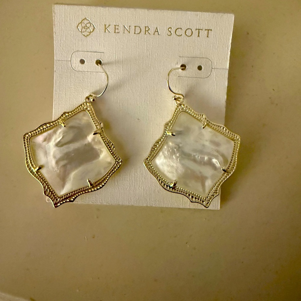Kendra Scott Dira Stone Drop Earrings - mother of pearl